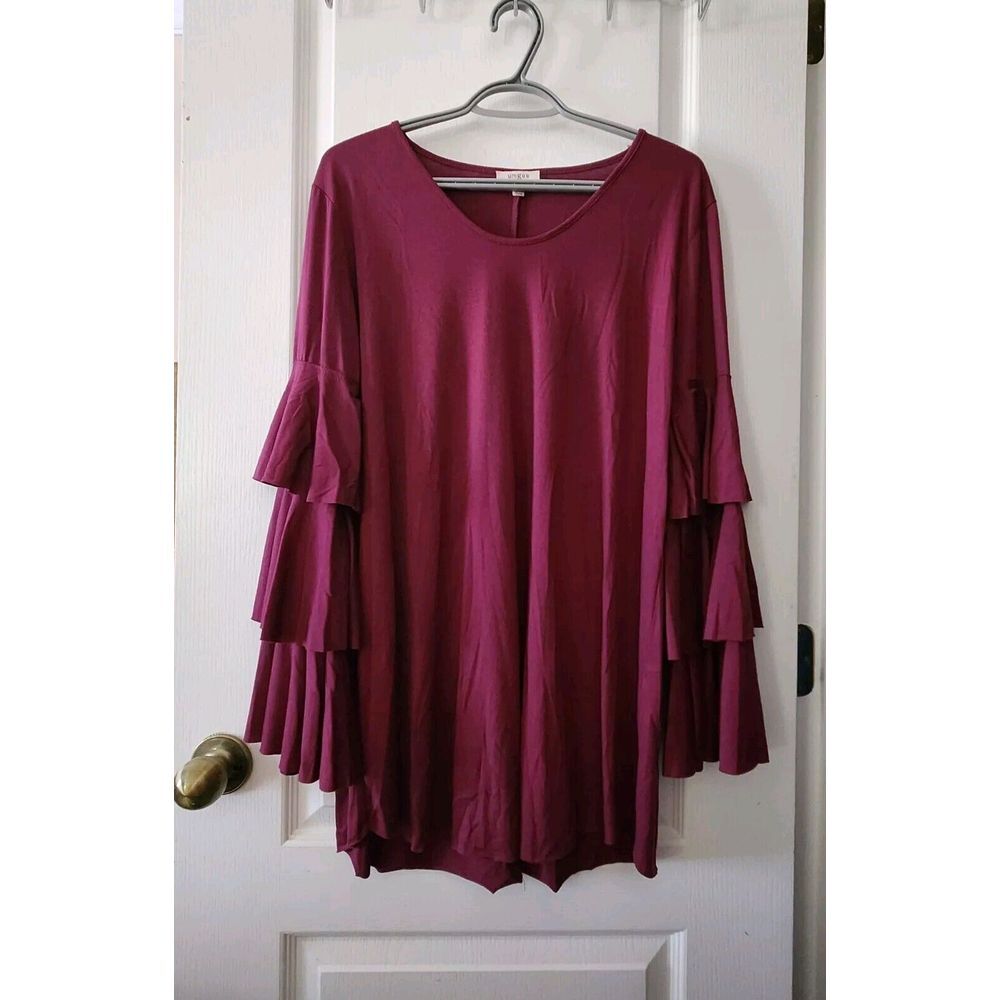 umgee USA Womens Layered Bell Sleeve Tunic oversized Top Long Sleeve Burgundy S